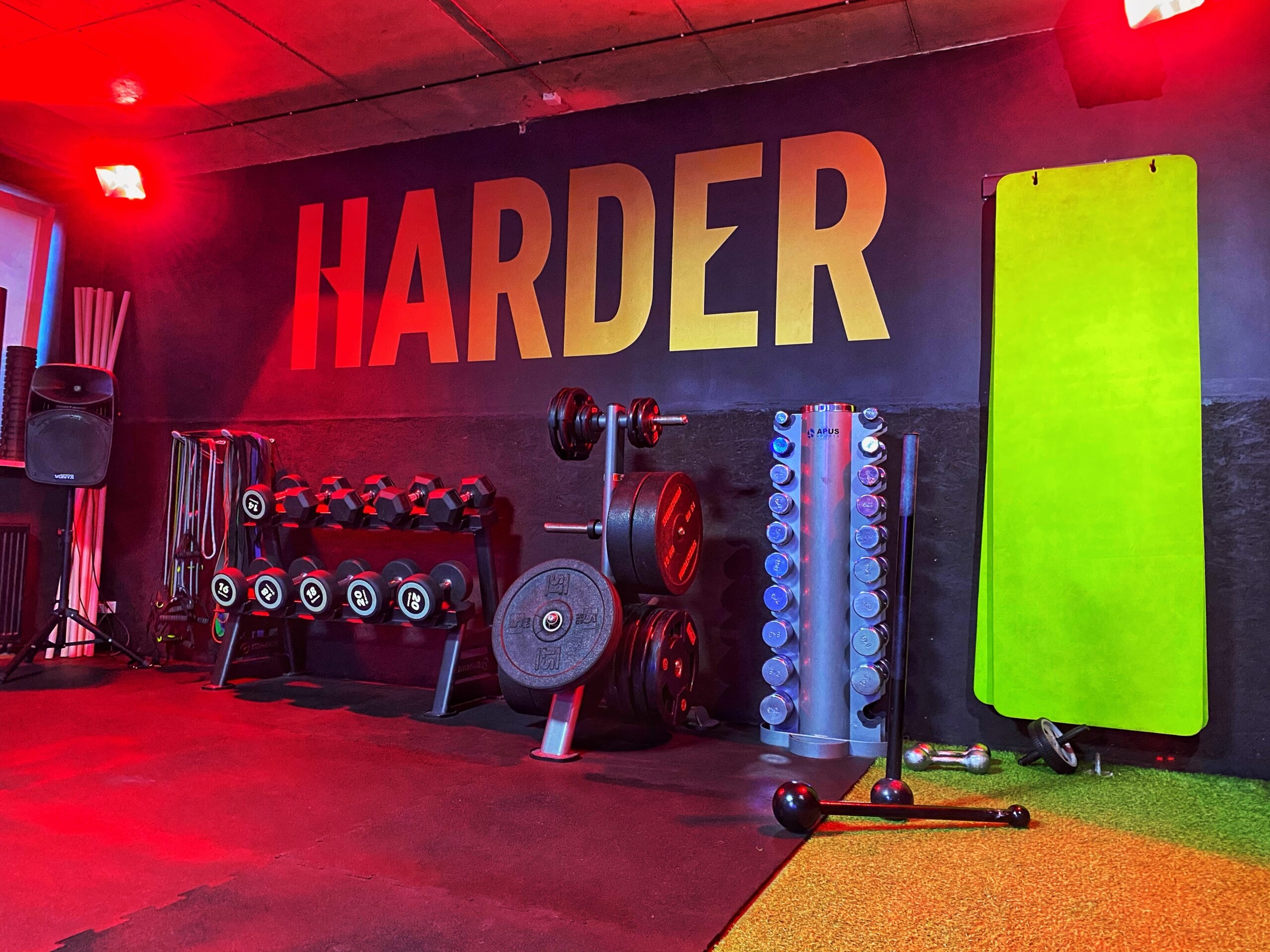 Harder, Perfect Gym mobile app